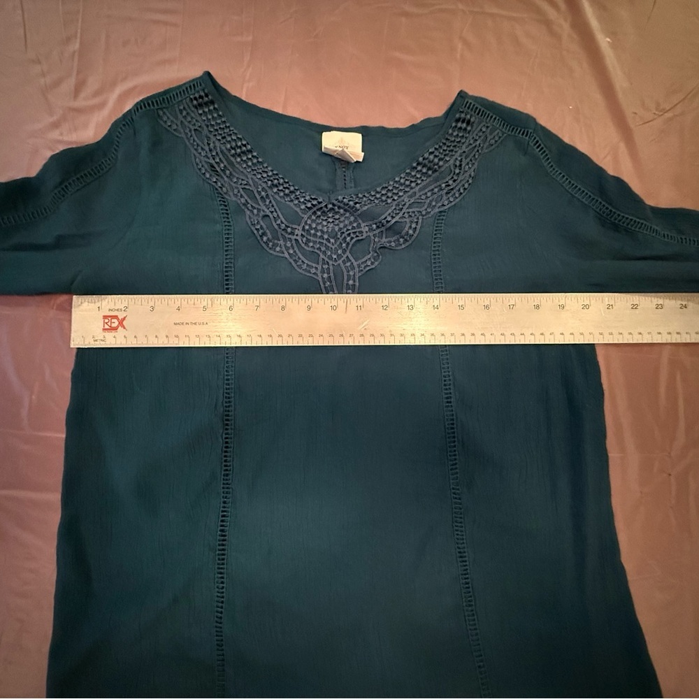 Knox Rose Green Embroidered 3/4 Sleeve Blouse Size Large - Picture 8 of 9